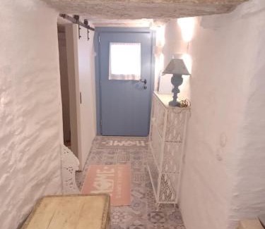Ioulida Casa | Casa Grotta