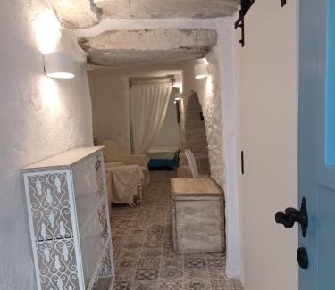 Ioulida Casa | Casa Grotta