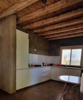 Cuyo Casa | Casa H entre viñedos