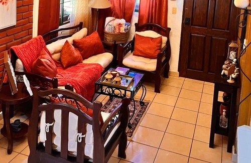 Apaneca Casa | Casa Heidi (Pet Friendly,desayunos, Wifi)