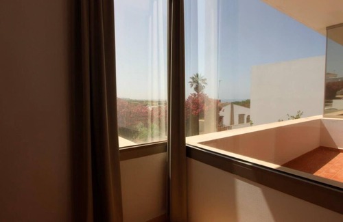Conil de la Frontera Casa | Casa Hibisco - Casa semi adosada con piscina privada, muy cerca de la playa