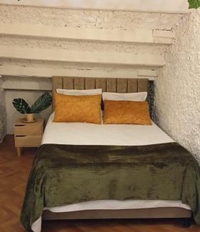 Suba Casa | Casa Hotel Pontevedra - cerca a la clínica Shaio,