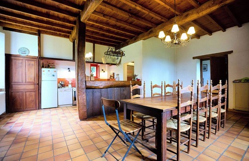 Montaut Casa | Casa Hourquet: nature, pool and the Pyrenees