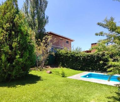 Las Compuertas Casa | Casa Huellas de Malbec - Montaña y paz