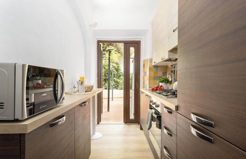 San Lorenzo Apartamento | Casa Il Patio: 2 dormitorios-2 baños en el corazón de Florencia con jardín