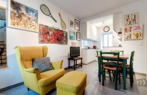 Bissone Apartamento | Casa In Contrada by Quokka 360 - Village life and lake