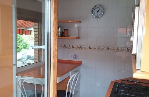 Villaescusa Chalet De Esquí | CASA INDEPENDIENTE CON PISCINA Y BARBACOA JUNTO A PARQUE DE CABARCENO