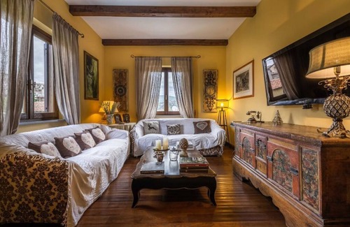 Castelnuovo di Farfa Casa | Casa Indipendente piu un Appartamento Piano Terra con Piscina