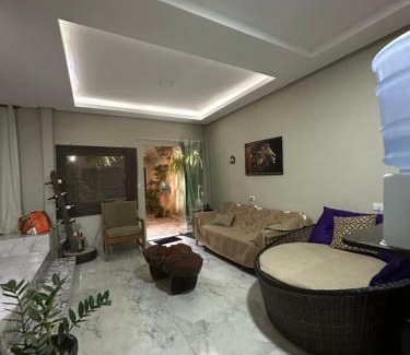 Palmeiras Casa | Casa integrada com a natureza
