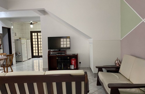 Boicucanga Beach Casa | Casa con 4 suites, 4 espacios, en Praia de Boiçucanga, a 200 metros de la arena.
