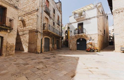 Bitetto Apartamento | Casa Iside - Historic 14th-century Residence in the Hamlet
