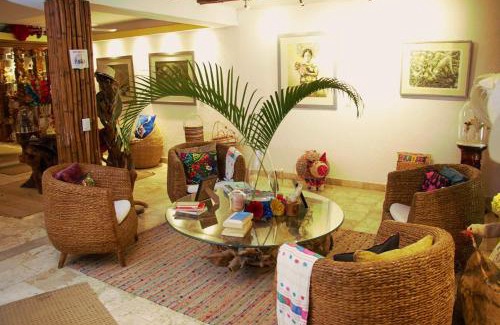 Boulevard Barra Vieja Hotel | Casa Jaguar Hotel & Boutique