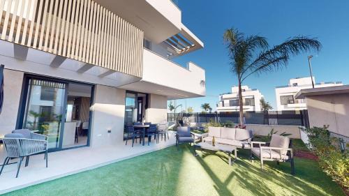 Torre-Pacheco Apartamento | Casa Jardin - A Murcia Holiday Rentals Property
