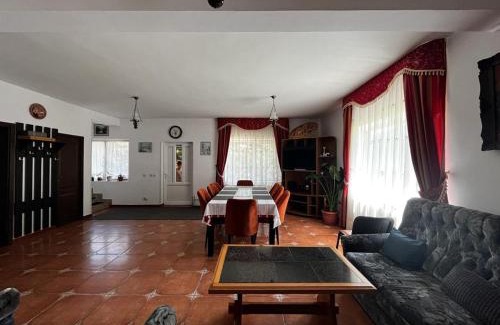 Bran Casa | Casa Jasmin