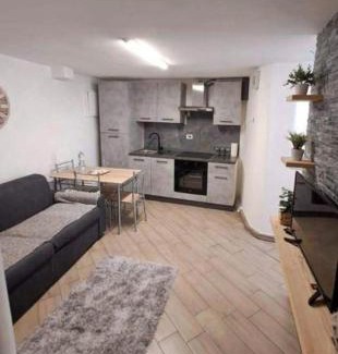 Mezzano Apartamento | Casa Jasmina