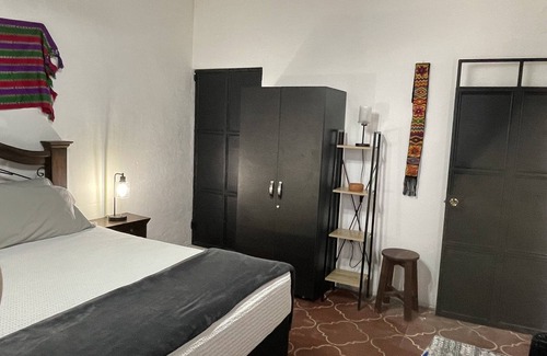 Antigua Guatemala Casa | Casa Jebel Antigua - Walk to Center of Town - Parking!
