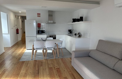 Santo Antonio Casa | Casa João de Oliveira, Condomínio Privado com Piscina Infinita e Vista mar