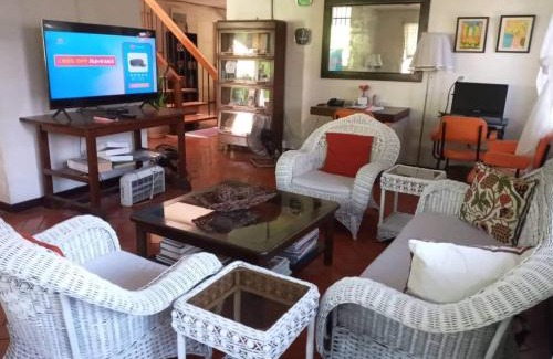 Paranaque Cama Y Desayuno | Casa Joaquin BnB