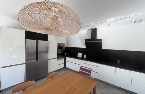 Propriano Casa | Casa Julia - Swimming pool. Well-located neighborhood.