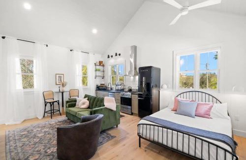 Historic Ybor Apartamento | Casa Julieta - Stunning Ybor Studio