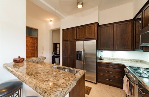 P Chahue Condominio | Casa Kiskadee - HUATULCO HAVEN - 3 BEDROOM STEPS FROM PLAYA CHAHUE AND CHEDRAUI