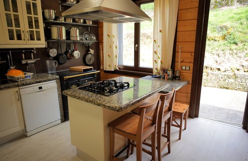 Laviana Cabaña | Casa la Fomermeya - Ideal for family reunions and large groups.