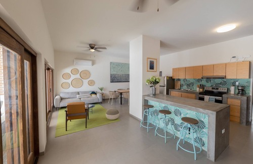 La Paz Casa | Casa La Paz with pool, patio and bbq grill