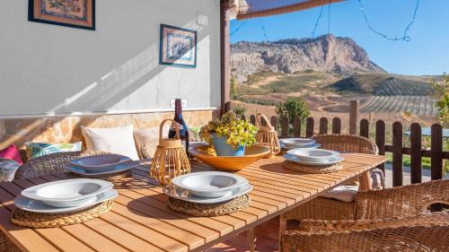 Antequera Casa | Casa La Pradera Antequera by Ruralidays