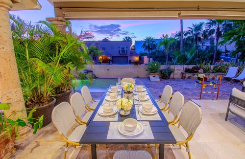 Pedregal Casa | Casa La Roca Private Beach Resort