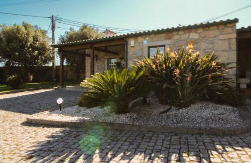 Cardielos Casa | Casa Largo do Porto - Country House with Swimming Pool
