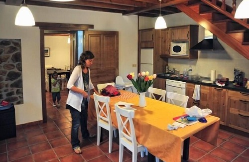 Villar de Huergo Cabaña | Casa Larrionda 31. Dos casas en una.