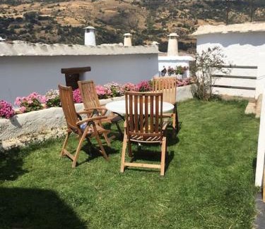 Bubion Casa | Casa Las Alacenas, Bubión (La Alpujarra, Granada)
