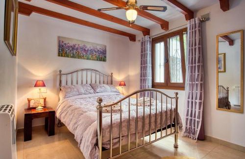 Iznate Cama Y Desayuno | Casa las Torres B&B