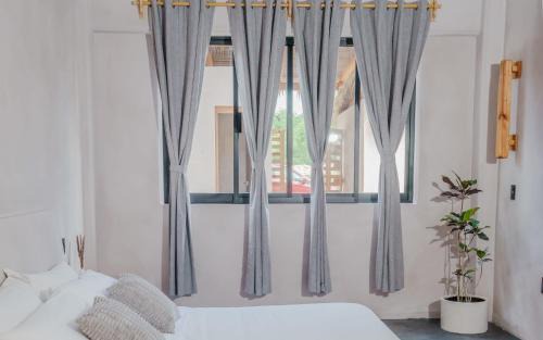 Santa Maria Apartamento | Casa Leah Puerto Escondido - Premium Seaside Getaway in Zicatela Luxury Boutique Stay - with 2 Outdoor Pools - Steps To The Beach and La Punta - 2