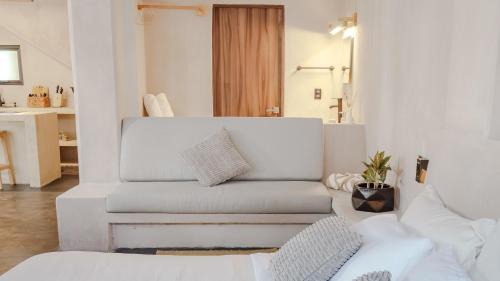 Santa Maria Apartamento | Casa Leah Puerto Escondido - Premium Seaside Getaway in Zicatela Luxury Boutique Stay - with 2 Outdoor Pools - Steps To The Beach and La Punta - 2