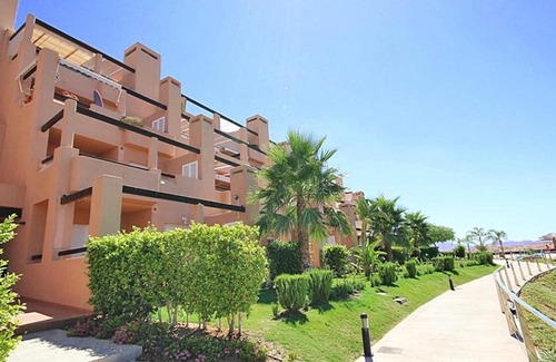 Alhama de Murcia Apartamento | Casa Leona: Fully furnished, secure golf resort penthouse apartment with gorgeous views in Murcia