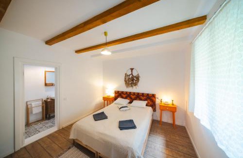 Colti Cama Y Desayuno | CASA LILA