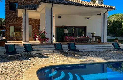Cabo Roche Villa | Casa Lola. Playa a 1 km y bosque a la vuelta de la esquina