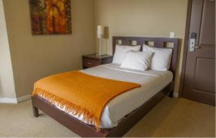 Western Addition Hotel | Casa Loma Hotel