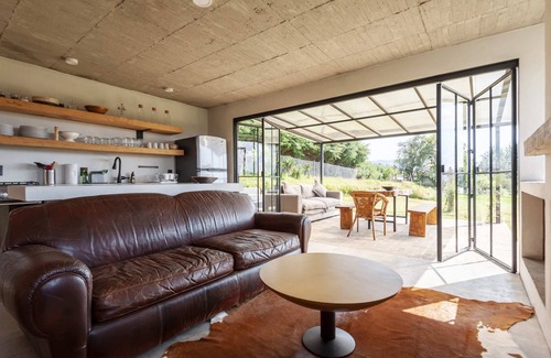 Valle de Bravo Casa | Casa Lomita - Relax with Stunning Forest Views