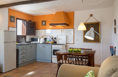 Teguise Chalet De Esquí | Casa Los Divisos, pequeña casita de campo en La Villa de Teguise