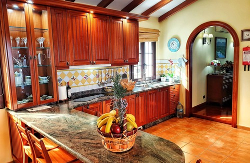 La Solana Chalet De Esquí | VILLA LA CUESTA EN SAN MATEO