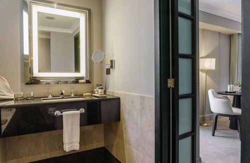 Retiro Hotel | Casa Lucia Member of Melia Collection