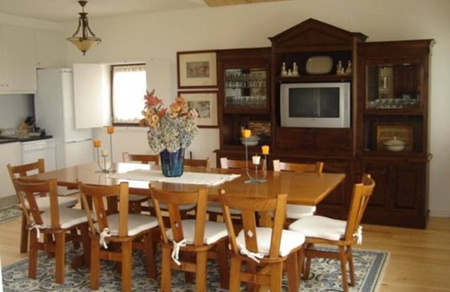 Braganca Cama Y Desayuno | CASA LUIS GONZAGA - TORRE DA UNI. by VACATIONY
