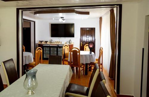 Dorna Candrenilor Casa | Casa Lulu