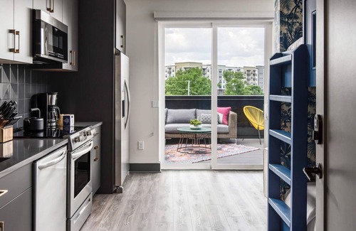 Rolling Mill Hill Condominio | Casa Lulu Studio ♥ Private Luxury Rooftop ~ Skyline Views ~ 5min to Broadway
