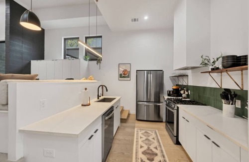 MLK Casa | Casa Luna-Modern Retreat w/Private Cowboy Pool!