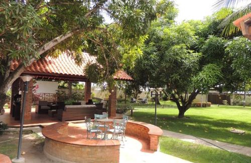 Gamela Casa | Casa Luxuosa a 50m da Praia em Sirinhaém