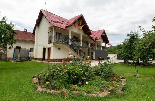 Oestii Paminteni Casa | Casa Mădălina