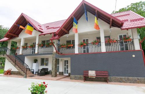 Oestii Paminteni Casa | Casa Mădălina